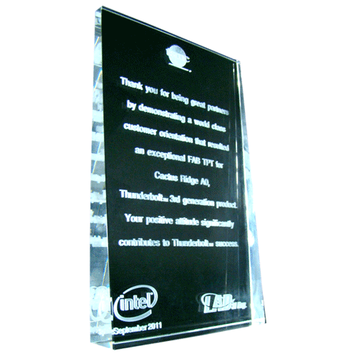 TRI-e-3d-laser-engraving-in-glass-award-Intel-Lad (2).png